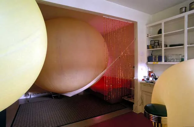 The Occupants, image 4 of 4